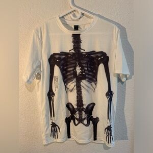 Skeleton black and white T-shirt